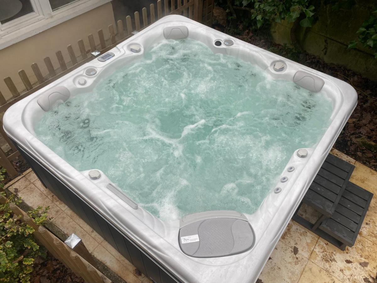 Maison Avec Jardin Et Jacuzzi Proche Polytechnique パレゾー エクステリア 写真