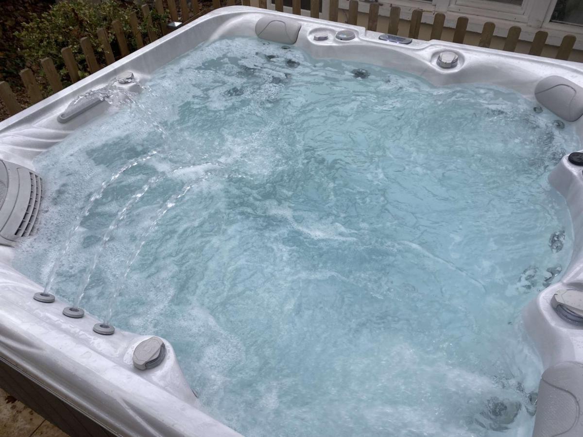 Maison Avec Jardin Et Jacuzzi Proche Polytechnique パレゾー エクステリア 写真